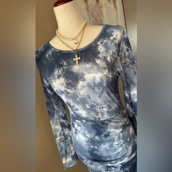 🆕Tie dye rouched dress - Picture 4 of 6